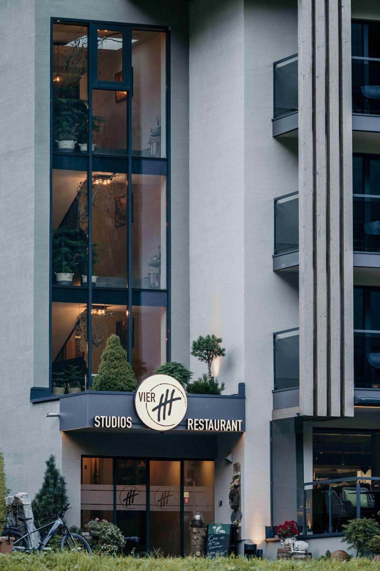 Vier Studios & Restaurant Längenfeld Exterior foto